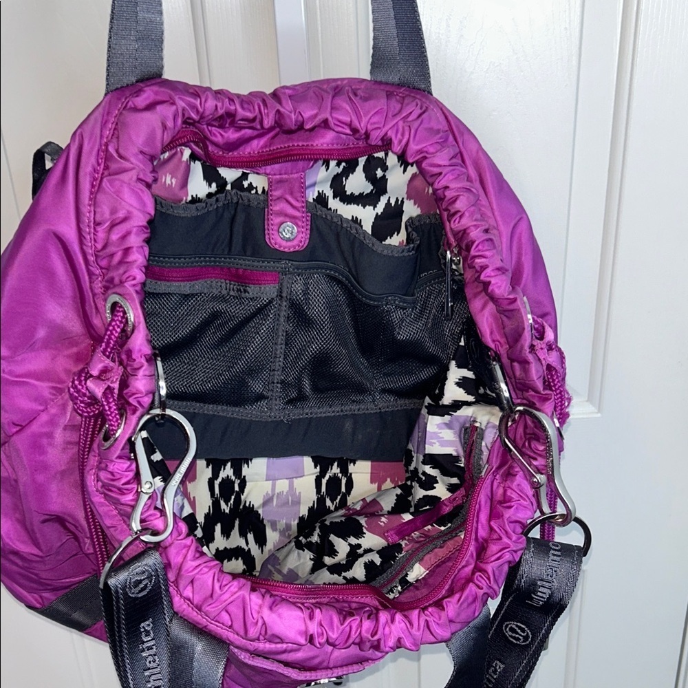 lululemon Effortless Bag Yoga Tote Laptop Neon Purple Nylon - Picture 6 of 17